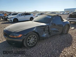 2004 BMW Z4 2.5i with VIN 4USBT33574LR69494, listed as a Copart auction lot 88697455 with 81,176 mi miles and Salvage Title. Bid and sale history available at carsss.com. Image 1.