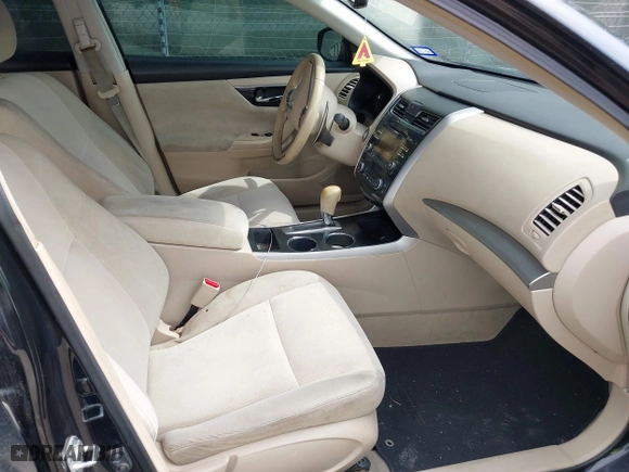 2013 Nissan Altima 3.5 SL with VIN 1N4BL3AP4DN488106, listed as a IAAI auction lot 41904258 with 170,022 mi miles. Bid and sale history available at carsss.com. Image 5.