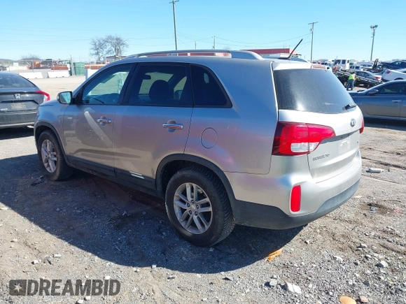 2015 Kia Sorento LX with VIN 5XYKT4A7XFG641548, listed as a IAAI auction lot 41683150 with 113,414 mi miles. Bid and sale history available at carsss.com. Image 3.