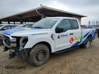 2023 Ford F-150 XL z VIN 1FTFX1E58PKE47139, wystawiony jako Copart lot #89132455 z przebiegiem 25 764 mil mil oraz Szkoda całkowita • Salvage title. Historia ofert i sprzedaży dostępna na DreamBid. Obrazek 1.