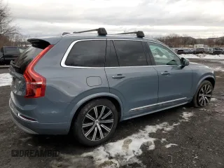 2022 Volvo XC90 Inscription with VIN YV4A22PL8N1871611, listed as a Copart auction lot 43710095 with 68,693 mi miles and Salvage title. Bid and sale history available at DreamBid. Image 3.