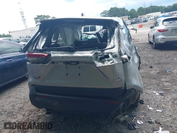 2022 Toyota RAV4 Hybrid XLE z VIN 4T3RWRFV7NU063922, wystawiony jako IAAI lot #42585891 z przebiegiem Nie podano mil oraz . Historia ofert i sprzedaży dostępna na DreamBid. Obrazek 19.