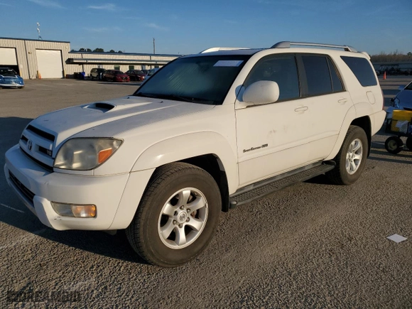 2004 Toyota 4Runner SR5 with VIN JTEBT14R740032119, listed as a Copart auction lot 49880605 with 93,230 mi miles and Clean Title. Bid and sale history available at carsss.com. Image 1.