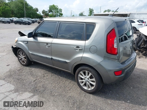 2013 Kia Soul with VIN KNDJT2A5XD7629165, listed as a IAAI auction lot 41931405 with 173,928 mi miles. Bid and sale history available at carsss.com. Image 3.