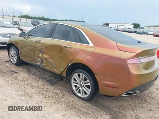 2014 Lincoln MKZ with VIN 3LN6L2GK5ER808304, listed as a IAAI auction lot 42452852 with 193,252 mi miles and . Bid and sale history available at DreamBid. Image 3.
