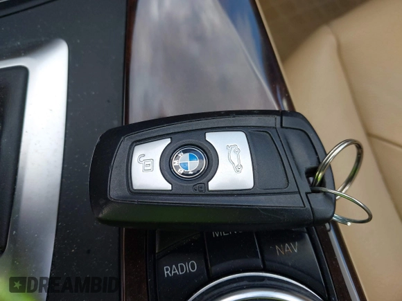 2014 BMW 3 Series 328i xDrive with VIN WBA3G7C55EKN37528, listed as a IAAI auction lot 42031076 with 55,627 mi miles and . Bid and sale history available at carsss.com. Image 11.