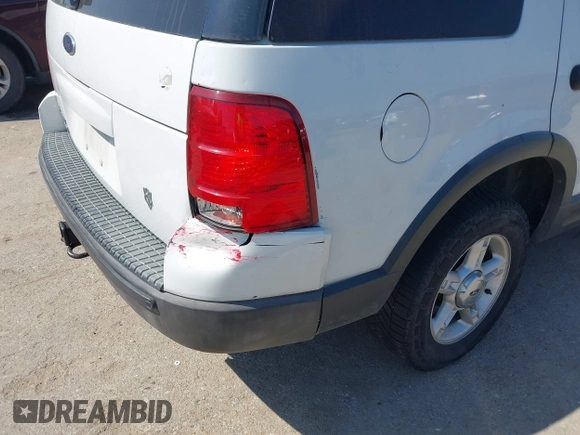 2003 Ford Explorer XLT с VIN 1FMDU63W83ZB08256, выставлен на аукционе IAAI как лот 42015597 с пробегом 248 856 миль миль и . История ставок и продаж доступна на DreamBid. Изображение 6.