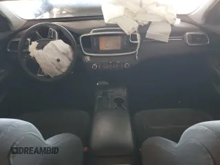 2020 Kia Sorento S z VIN 5XYPG4A57LG615123, wystawiony jako Copart lot #56391775 z przebiegiem Nie podano mil oraz Czysty tytuł • Clean title. Historia ofert i sprzedaży dostępna na DreamBid. Obrazek 8.
