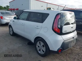 2016 Kia Soul with VIN KNDJN2A21G7328420, listed as a IAAI auction lot 42022903 with 148,903 mi miles. Bid and sale history available at carsss.com. Image 3.