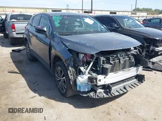 2022 Toyota Venza LE with VIN JTEAAAAH4NJ110669, listed as a IAAI auction lot 41840038 with 31,299 mi miles. Bid and sale history available at carsss.com. Image 1.
