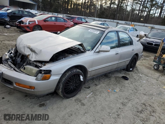 1997 Honda Accord EX with VIN 1HGCD5656VA278518, listed as a Copart auction lot 42252875 with 243,941 mi miles and Salvage Title. Bid and sale history available at DreamBid. Image 1.