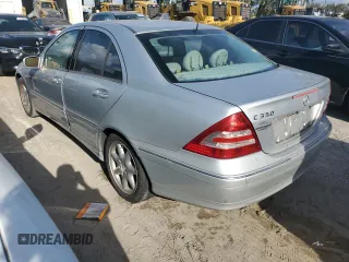 2006 Mercedes-Benz C 230 Sport z VIN WDBRF56H76F742674, wystawiony jako Copart lot #76616404 z przebiegiem Nie podano mil oraz Szkoda całkowita • Salvage title. Historia ofert i sprzedaży dostępna na DreamBid. Obrazek 2.