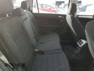2022 Volkswagen Tiguan S z VIN 3VV0B7AX5NM132255, wystawiony jako Copart lot #43942605 z przebiegiem 90 460 mil mil oraz Tytuł czysty. Historia ofert i sprzedaży dostępna na DreamBid. Obrazek 11.