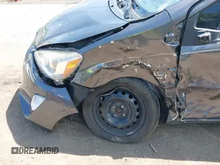 2015 Toyota Prius One z VIN JTDKDTB35F1107411, wystawiony jako IAAI lot #42159414 z przebiegiem 122 258 mil mil oraz . Historia ofert i sprzedaży dostępna na DreamBid. Obrazek 6.