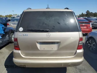 2001 Mercedes-Benz M-Class with VIN 4JGAB54E01A274839, listed as a Copart auction lot 72660884 with 190,934 mi miles and Clean Title. Bid and sale history available at carsss.com. Image 6.
