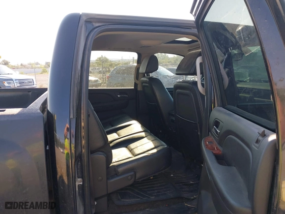2008 Chevrolet Silverado 1500 LTZ with VIN 2GCFK13Y981340145, listed as a IAAI auction lot 40257243 with 1 mi miles. Bid and sale history available at carsss.com. Image 8.