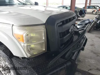 2015 Ford F-250 Lariat with VIN 1FT7W2B62FED25206, listed as a IAAI auction lot 42633364 with 199,283 mi miles and . Bid and sale history available at DreamBid. Image 19.