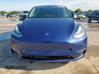 2022 Tesla Model Y Long Range z VIN 7SAYGDEEXNF372693, wystawiony jako Copart lot #53275555 z przebiegiem 51 165 mil mil oraz Szkody całkowita. Historia ofert i sprzedaży dostępna na DreamBid. Obrazek 5.