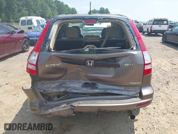 2011 Honda CR-V SE with VIN 5J6RE4H46BL038142, listed as a IAAI auction lot 42596590 with 81,838 mi miles and . Bid and sale history available at DreamBid. Image 17.