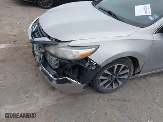 2017 Nissan Altima 2.5 SR with VIN 1N4AL3AP6HC293878, listed as a IAAI auction lot 41582060 with 154,542 mi miles. Bid and sale history available at carsss.com. Image 6.