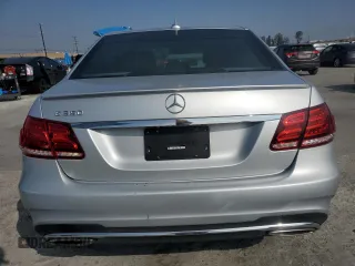 2016 Mercedes-Benz E 350 Sport with VIN WDDHF5KB6GB251770, listed as a Copart auction lot 53671275 with 118,704 mi miles and Salvage title. Bid and sale history available at DreamBid. Image 6.