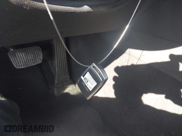 2019 Genesis G70 2.0T Advanced with VIN KMTG34LA1KU021793, listed as a IAAI auction lot 40461168 with 41,903 mi miles. Bid and sale history available at carsss.com. Image 11.