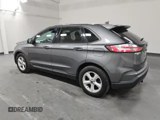 2021 Ford Edge SE z VIN 2FMPK4G95MBA23228, wystawiony jako Copart lot #51947405 z przebiegiem 80 522 mil mil oraz Czysty tytuł • Clean title. Historia ofert i sprzedaży dostępna na DreamBid. Obrazek 2.