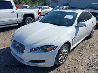 2015 Jaguar XF T Premium z VIN SAJWA0FS0FPU42472, wystawiony jako IAAI lot #42230649 z przebiegiem Nie podano mil oraz . Historia ofert i sprzedaży dostępna na DreamBid. Obrazek 6.