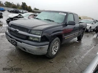 2003 Chevrolet Silverado 1500 Work Truck with VIN 2GCEC19X531171533, listed as a Copart auction lot 43610735 with 158,646 mi miles and Salvage Title. Bid and sale history available at carsss.com. Image 1.
