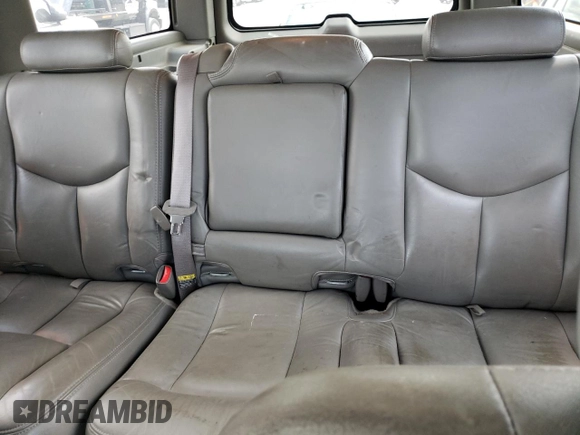 2003 Chevrolet Suburban Z71 with VIN 3GNFK16Z33G268595, listed as a Copart auction lot 66014724 with 297,782 mi miles and Salvage Title. Bid and sale history available at carsss.com. Image 10.