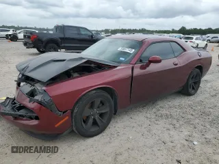 2017 Dodge Challenger SXT z VIN 2C3CDZAG9HH617099, wystawiony jako Copart lot #55037145 z przebiegiem 87 843 mil mil oraz Szkoda całkowita • Salvage title. Historia ofert i sprzedaży dostępna na DreamBid. Obrazek 1.