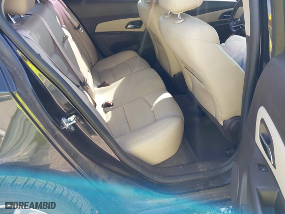 2015 Chevrolet Cruze LT with VIN 1G1PE5SB5F7237605, listed as a IAAI auction lot 41802293 with 207,051 mi miles. Bid and sale history available at carsss.com. Image 8.