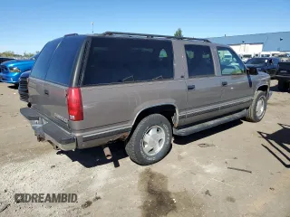 1998 Chevrolet Suburban with VIN 1GNFK16R6WJ306534, listed as a Copart auction lot 75030844 with 230,869 mi miles and Clean Title. Bid and sale history available at carsss.com. Image 3.