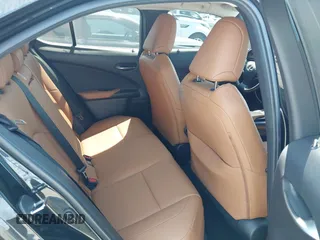 2022 Lexus UX 200 с VIN JTHX3JBH8N2047074, выставлен на аукционе IAAI как лот 41973682 с пробегом 27 248 миль миль и . История ставок и продаж доступна на DreamBid. Изображение 8.