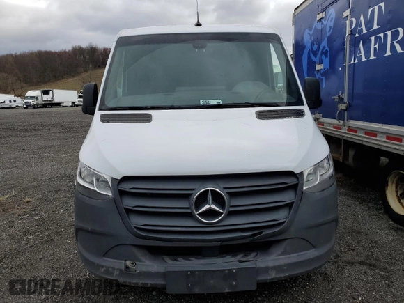 2021 Mercedes-Benz Sprinter with VIN W1Y5EBHY5MT073670, listed as a Copart auction lot 51077245 with Not Provided miles and Salvage Title. Bid and sale history available at DreamBid. Image 5.