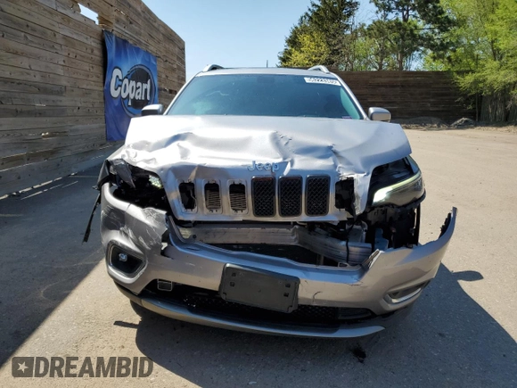 2019 Jeep Cherokee Limited z VIN 1C4PJMDX3KD133468, wystawiony jako Copart lot #56223385 z przebiegiem 108 215 mil mil oraz Czysty tytuł • Clean title. Historia ofert i sprzedaży dostępna na DreamBid. Obrazek 5.