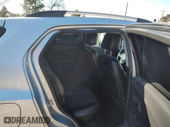 2017 Chevrolet Trax LT with VIN KL7CJPSBXHB165505, listed as a Copart auction lot 51361145 with 75,165 mi miles and Clean Title. Bid and sale history available at carsss.com. Image 6.