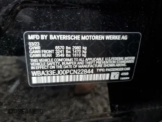 2023 BMW 7 Series 760i xDrive z VIN WBA33EJ00PCN22844, wystawiony jako Copart lot #47790414 z przebiegiem Nie podano mil oraz Szkoda całkowita • Salvage title. Historia ofert i sprzedaży dostępna na DreamBid. Obrazek 12.