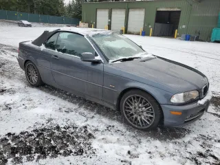 2003 BMW 3 Series 330Ci with VIN WBABS53433EV90570, listed as a Copart auction lot 43484075 with 147,082 mi miles and Salvage Title. Bid and sale history available at carsss.com. Image 4.