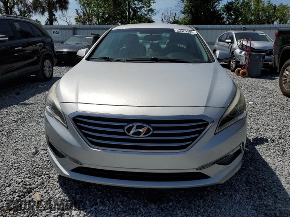 2015 Hyundai Sonata 2.4L SE with VIN 5NPE24AF5FH185412, listed as a Copart auction lot 53329505 with 90,018 mi miles and Salvage Title. Bid and sale history available at carsss.com. Image 5.