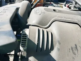 2005 Cadillac Escalade EXT z VIN 3GYEK62N15G195857, wystawiony jako IAAI lot #42887068 z przebiegiem 152 291 mil mil oraz . Historia ofert i sprzedaży dostępna na DreamBid. Obrazek 12.