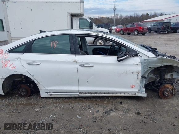 2015 Hyundai Sonata Limited with VIN 5NPE34AF0FH014757, listed as a IAAI auction lot 41394710 with 102,481 mi miles and . Bid and sale history available at carsss.com. Image 13.