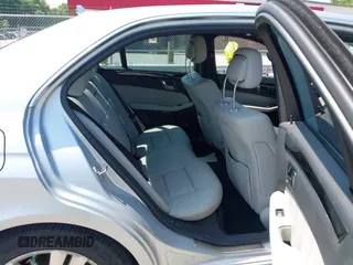 2011 Mercedes-Benz E 350 Luxury with VIN WDDHF2EB2BA295080, listed as a IAAI auction lot 42430874 with 263,106 mi miles and . Bid and sale history available at DreamBid. Image 8.