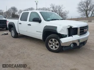 2008 GMC Sierra 1500 SLE1 with VIN 3GTEK13J58G239156, listed as a IAAI auction lot 41557143 with 173,171 mi miles. Bid and sale history available at carsss.com. Image 1.