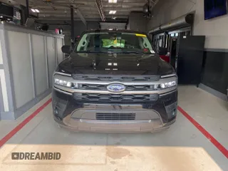 2024 Ford Expedition XLT z VIN 1FMJU1J89REA08550, wystawiony jako IAAI lot #42494046 z przebiegiem 52 118 mil mil oraz . Historia ofert i sprzedaży dostępna na DreamBid. Obrazek 26.