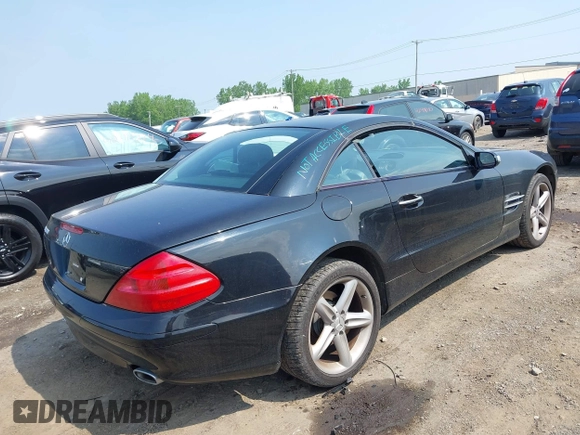 2005 Mercedes-Benz SL 500 with VIN WDBSK75F25F088450, listed as a IAAI auction lot 42424662 with 104,259 mi miles and . Bid and sale history available at DreamBid. Image 4.