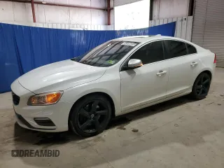 2015 Volvo S60 T6 R-Design Platinum with VIN YV1902TH2F1299928, listed as a Copart auction lot 56320405 with 170,209 mi miles and Clean title. Bid and sale history available at DreamBid. Image 1.