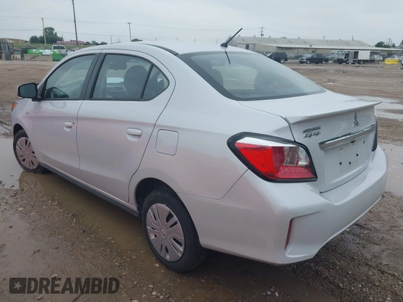 2024 Mitsubishi Mirage ES z VIN ML32FUFJ2RHF13785, wystawiony jako IAAI lot #42172271 z przebiegiem 5 352 mil mil oraz . Historia ofert i sprzedaży dostępna na DreamBid. Obrazek 3.