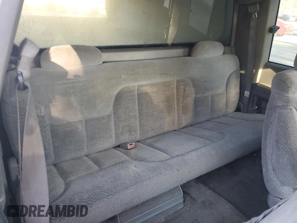 1997 Chevrolet Silverado 1500 with VIN 2GCEK19R3V1281262, listed as a Copart auction lot 41913745 with 218,949 mi miles and Clean Title. Bid and sale history available at DreamBid. Image 10.
