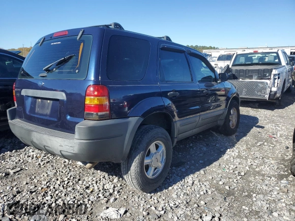2004 Ford Escape XLS with VIN 1FMYU02184DA07091, listed as a Copart auction lot 84685754 with 212,257 mi miles and Salvage Title. Bid and sale history available at DreamBid. Image 3.